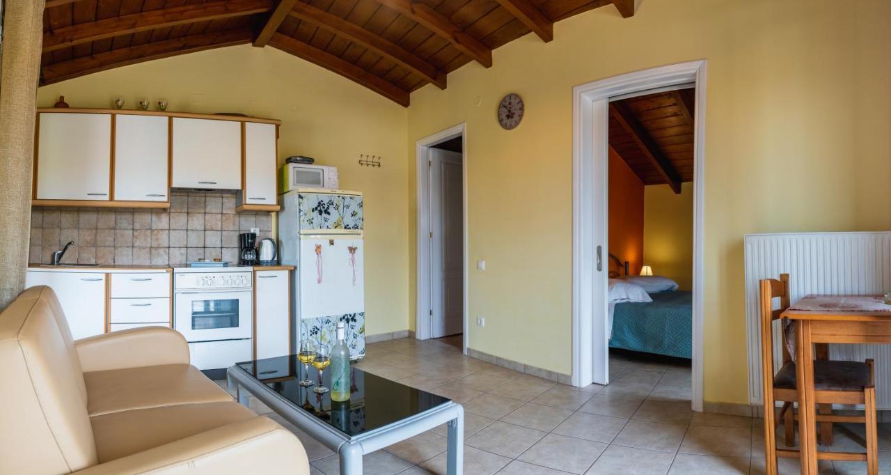 Julia΄S Apartment Alepou Экстерьер фото
