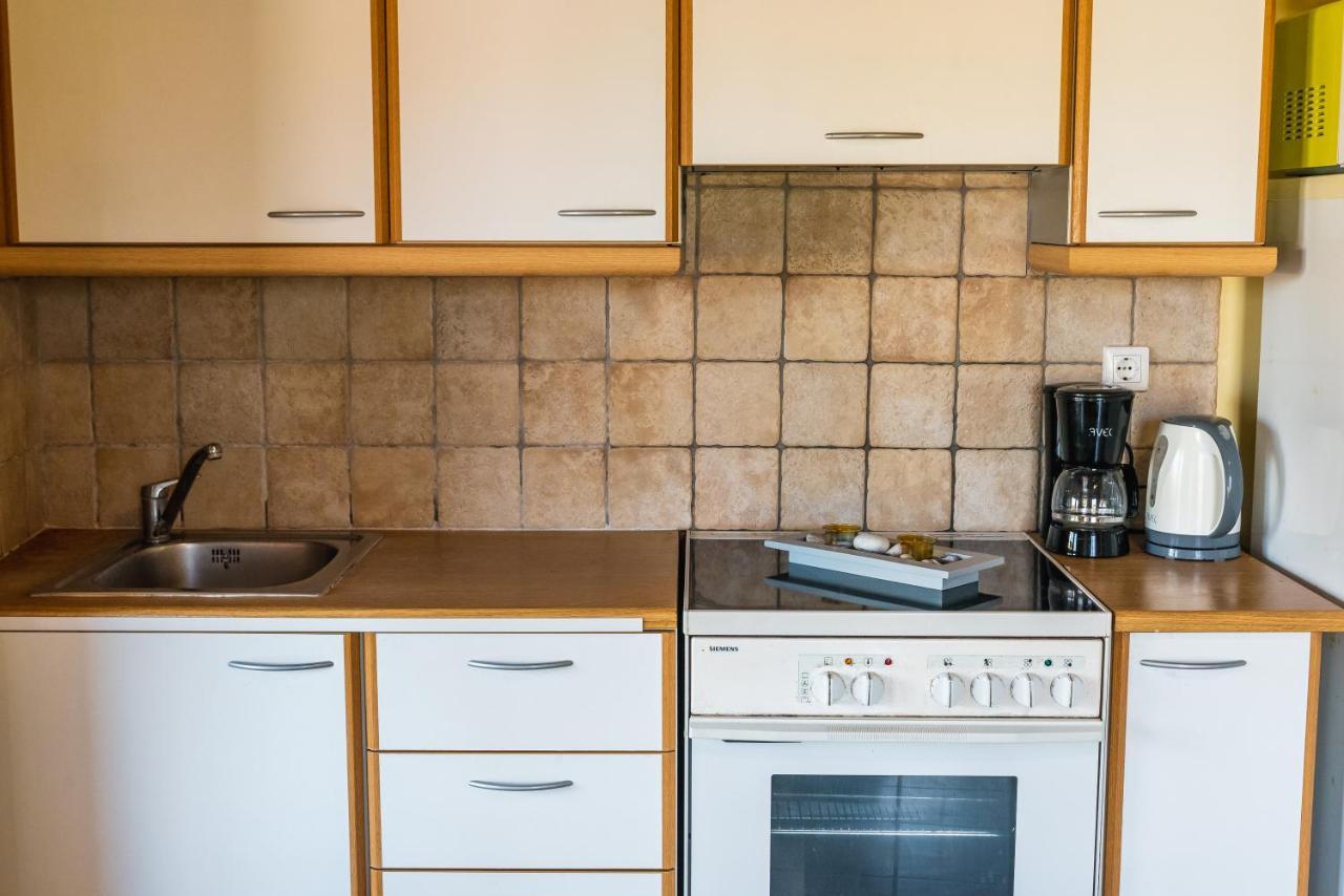 Julia΄S Apartment Alepou Экстерьер фото